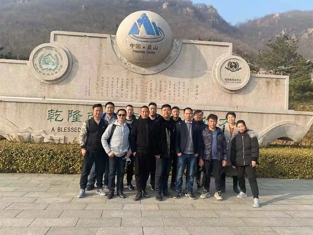 26th feb 2021 x nature sales team climbing mountains 2